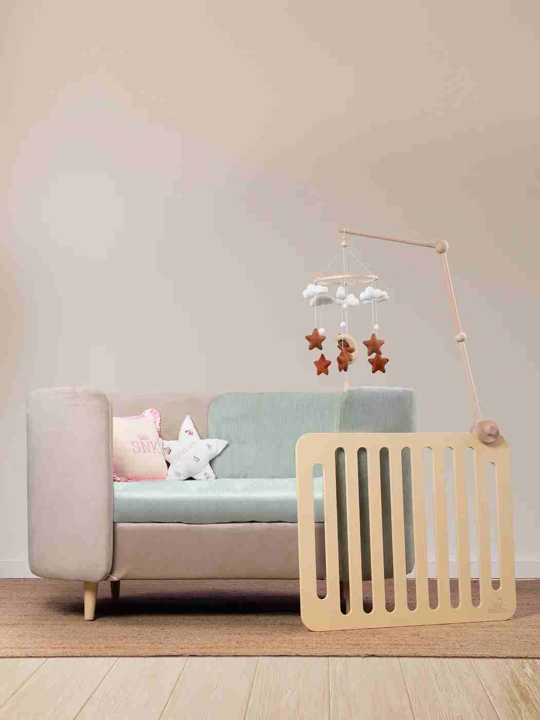 The Cozy - Convertible Sofa Crib | Second Hugs