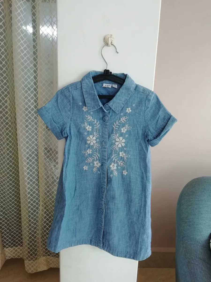 Preowned Girls GAP Denim Embroidered Shirt Dress | Second Hugs
