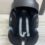 Cybex deep black Aton baby car seat (0-18m)
