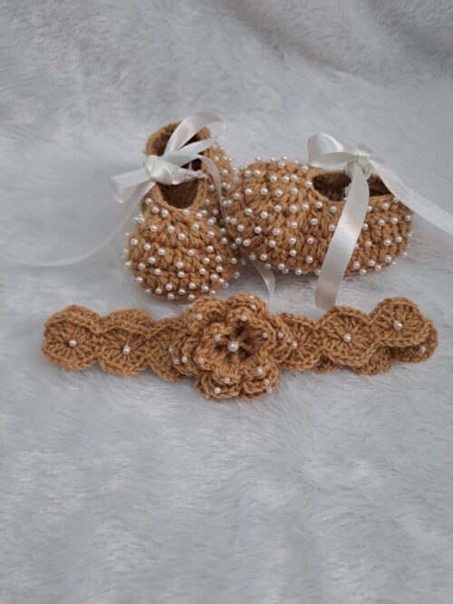 Crochet Baby Girl Shoes and Headband Set