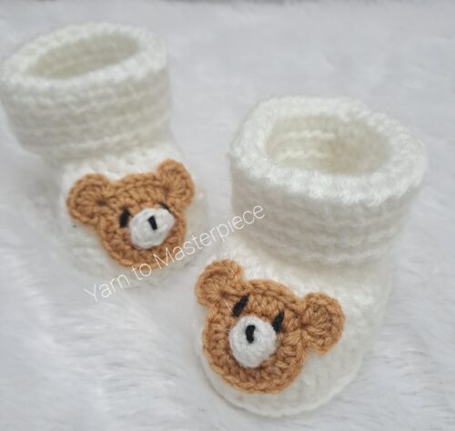 Crochet baby shoes