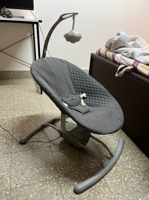 Electric Baby Rocker – 3 Adjustable Speeds, Soothing Melodies & Detachable Toy