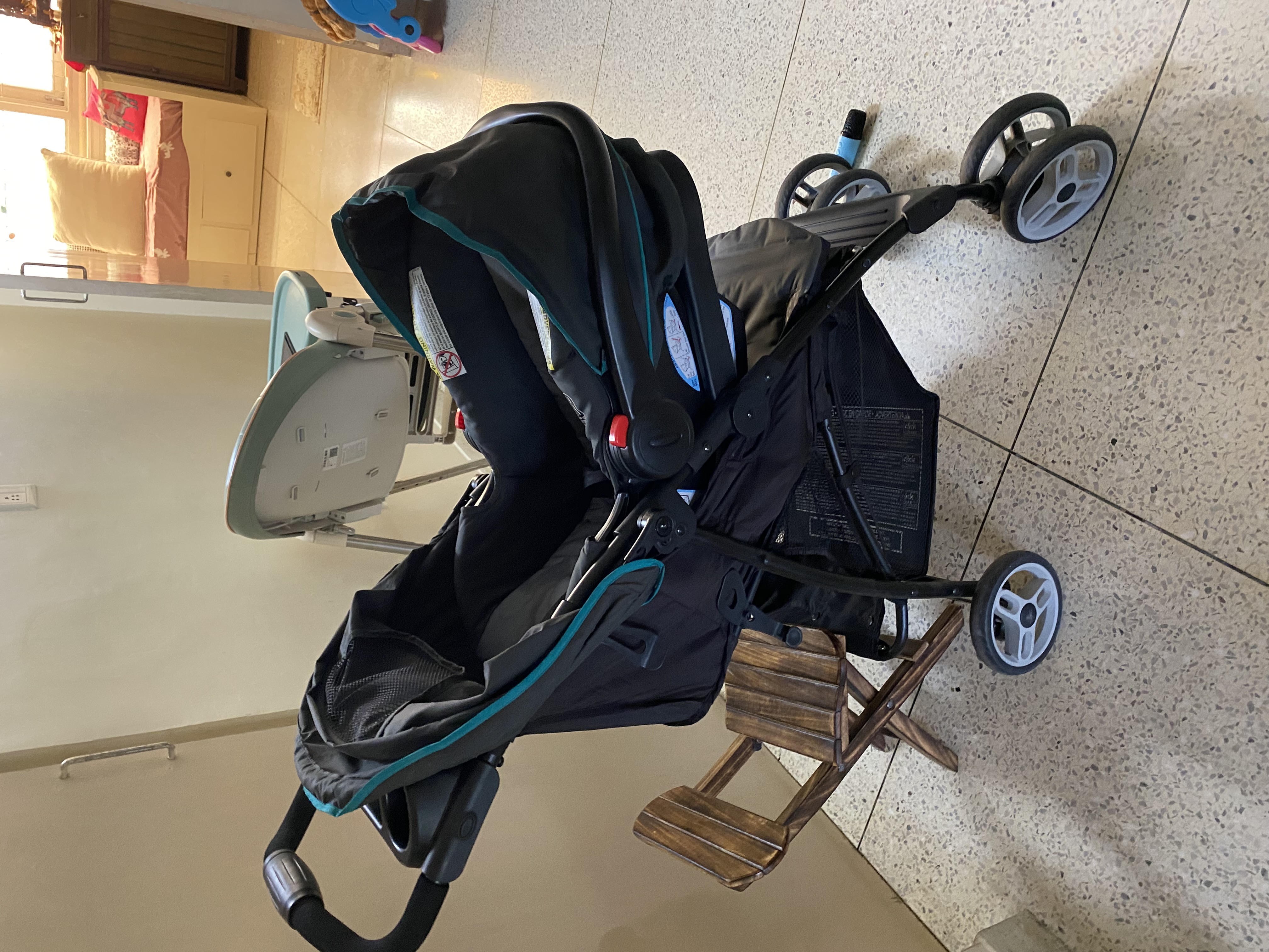 Stroller wiy Infant car seat attached
