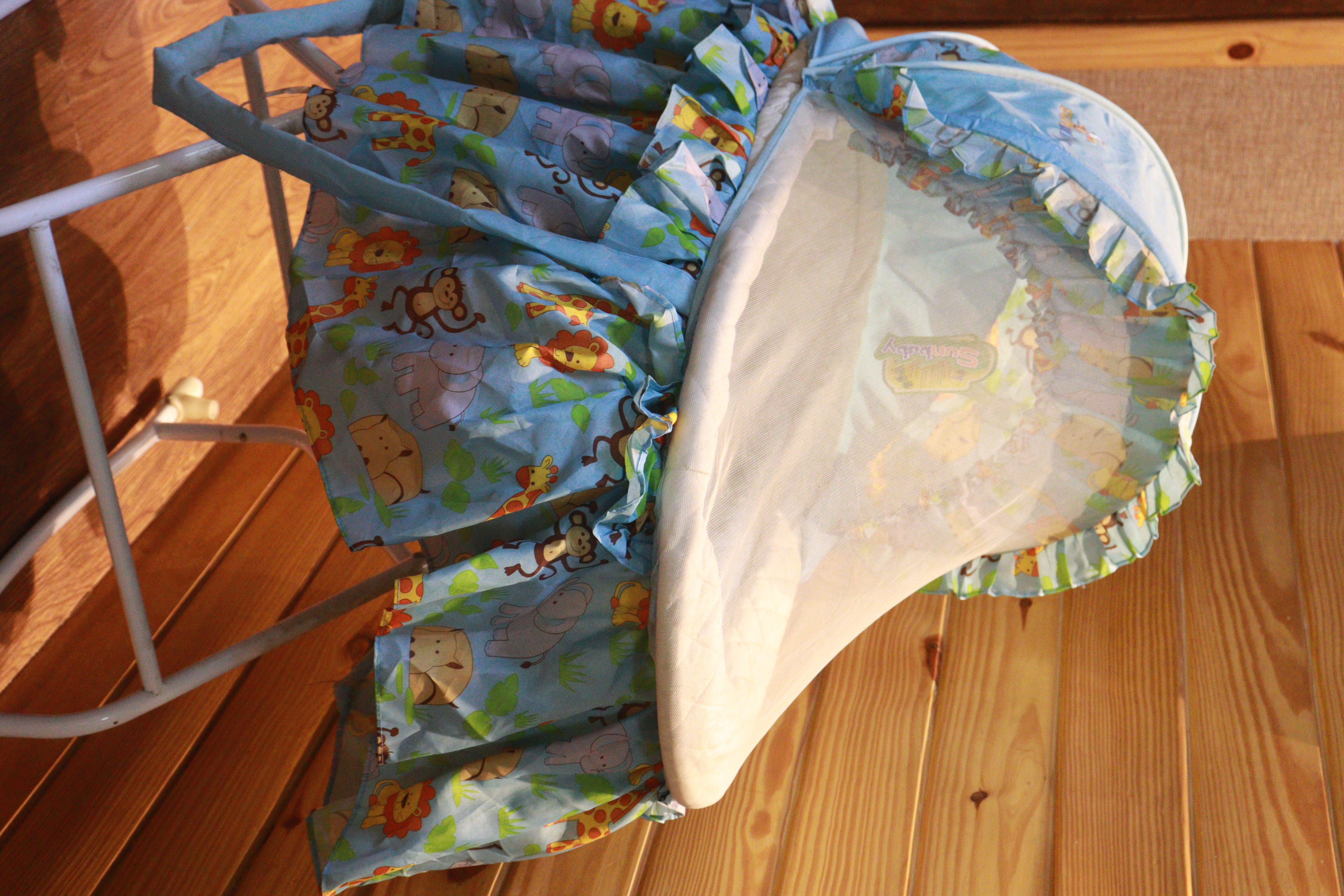 Sumbaby Cradle Cum Swing with Mosquito Net