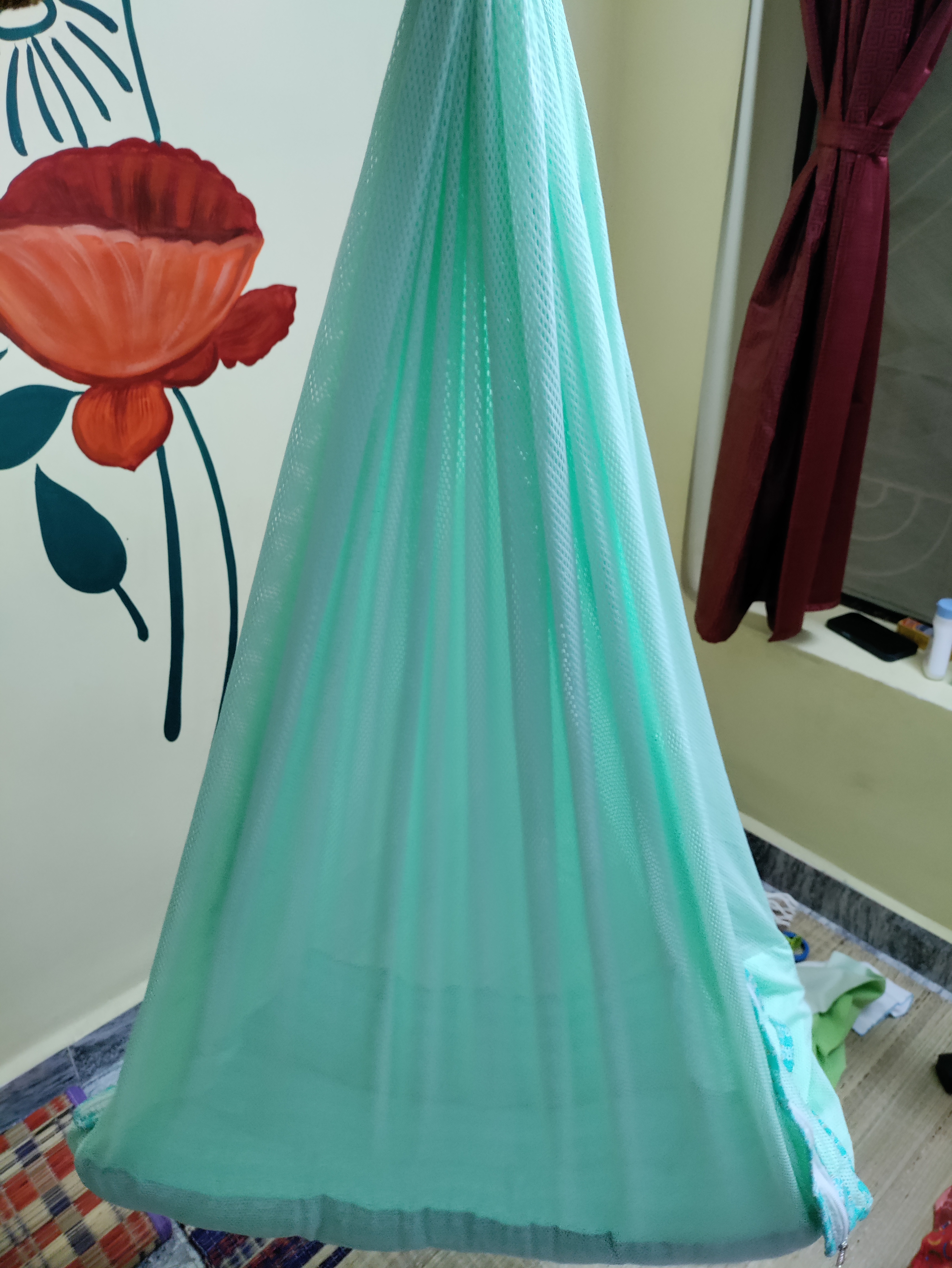 Baby Cloth Swing with Mosquito Net – Lightweight, Portable & Comfortable