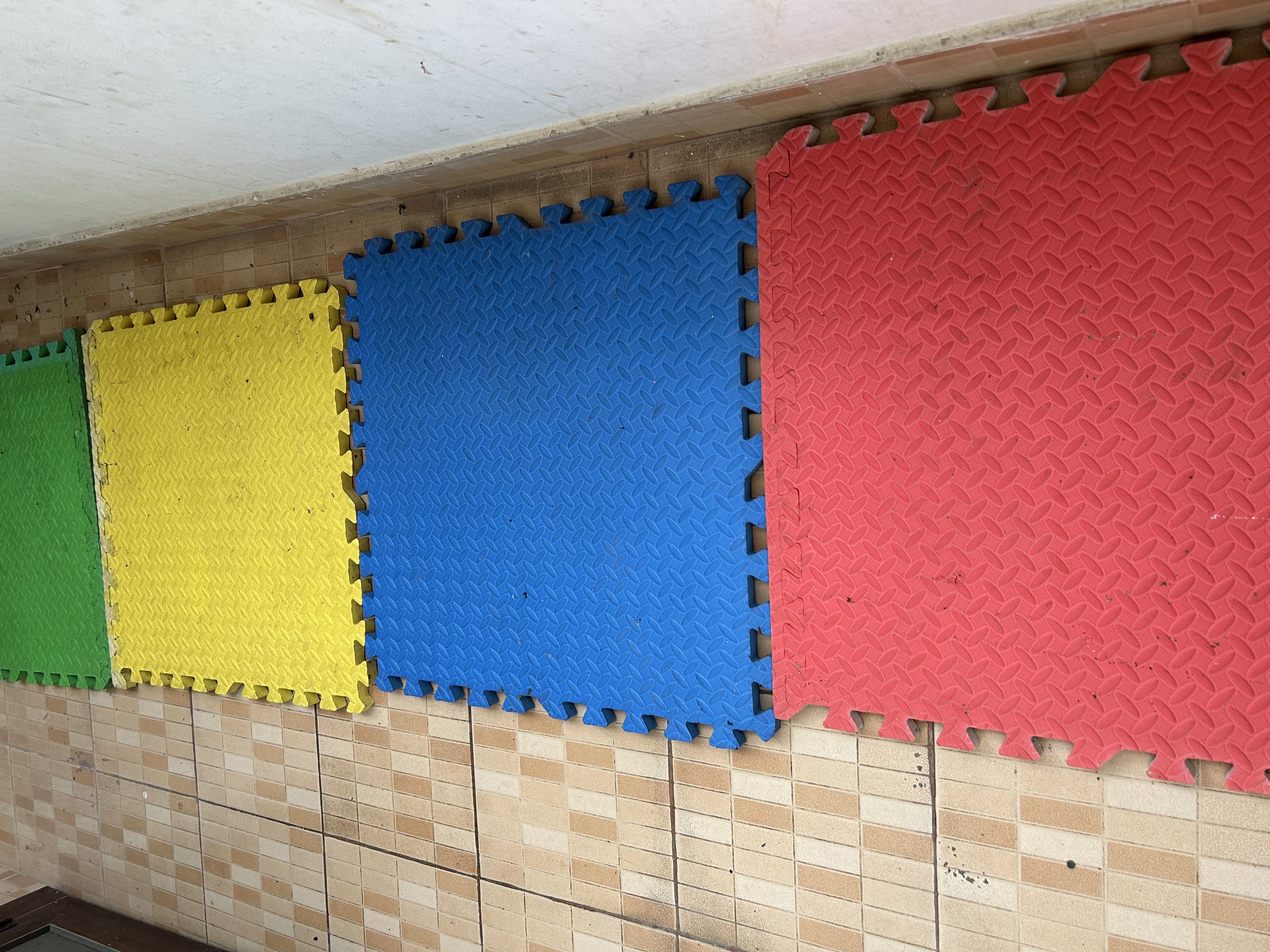 Kids’ Interlocking Foam Play Mats | 16Pcs | 4Pcs Per Color