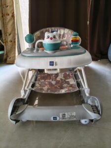 Pre-owned LuvLap Happy Jungle Rocker