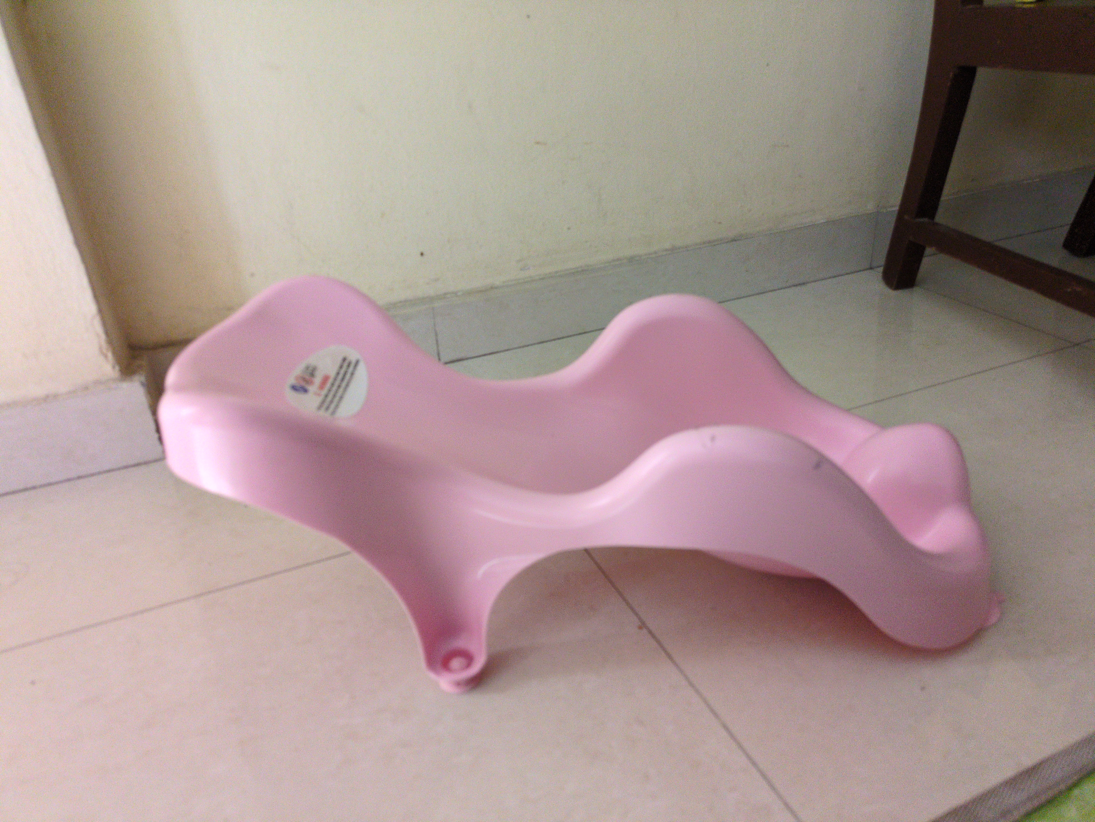 Pre-Owned Baby Bath Support Seat with Suction Base