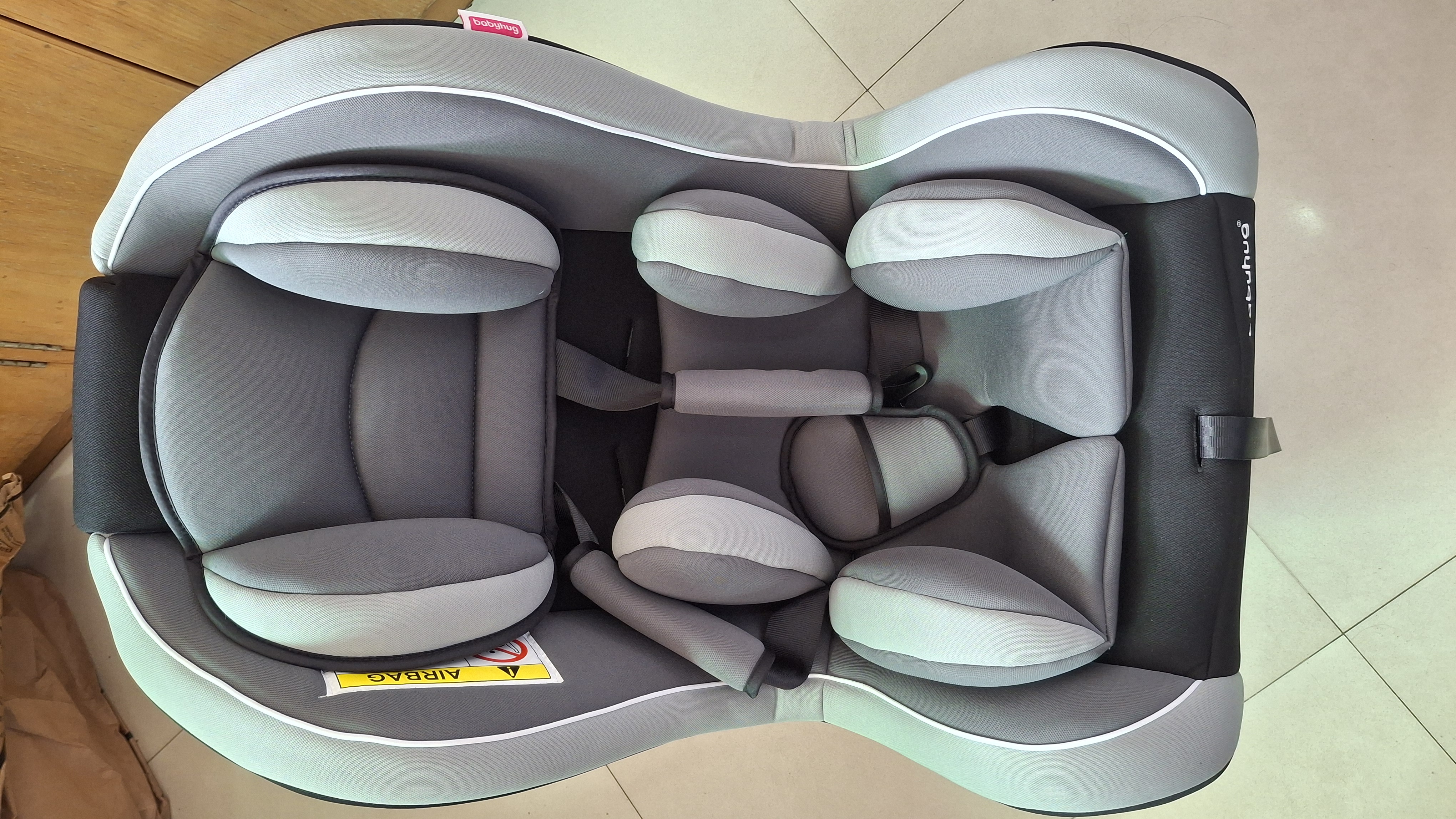 Pre-Owned Babyhug Convertible Baby Car Seat