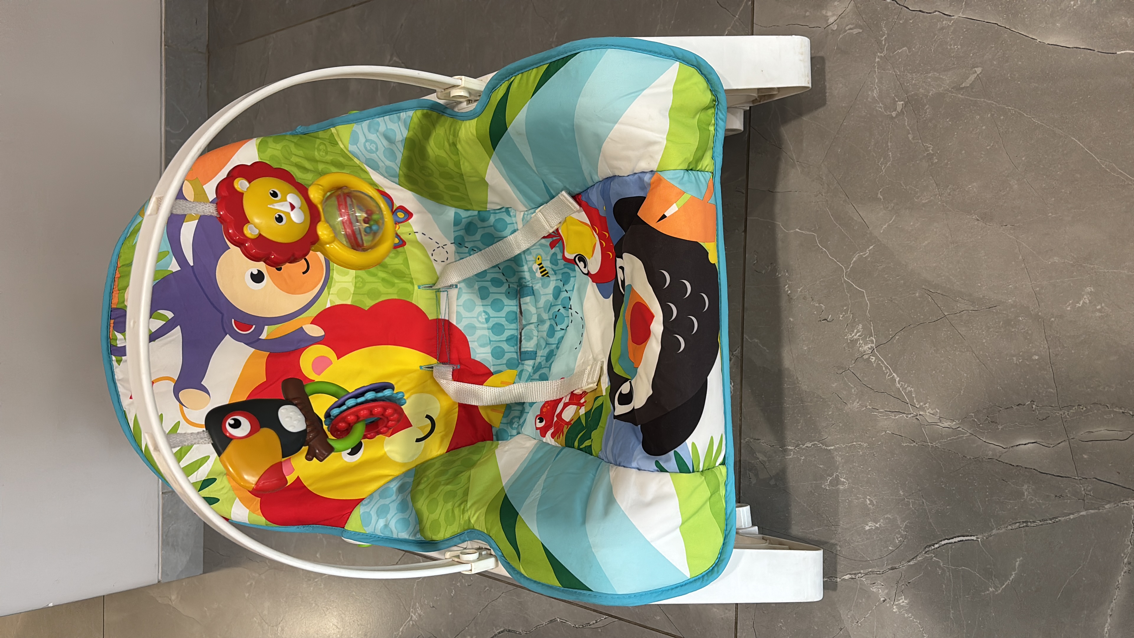 Pre-owned Newborn to Toddler Portable Baby Rocker with Vibration & Toys