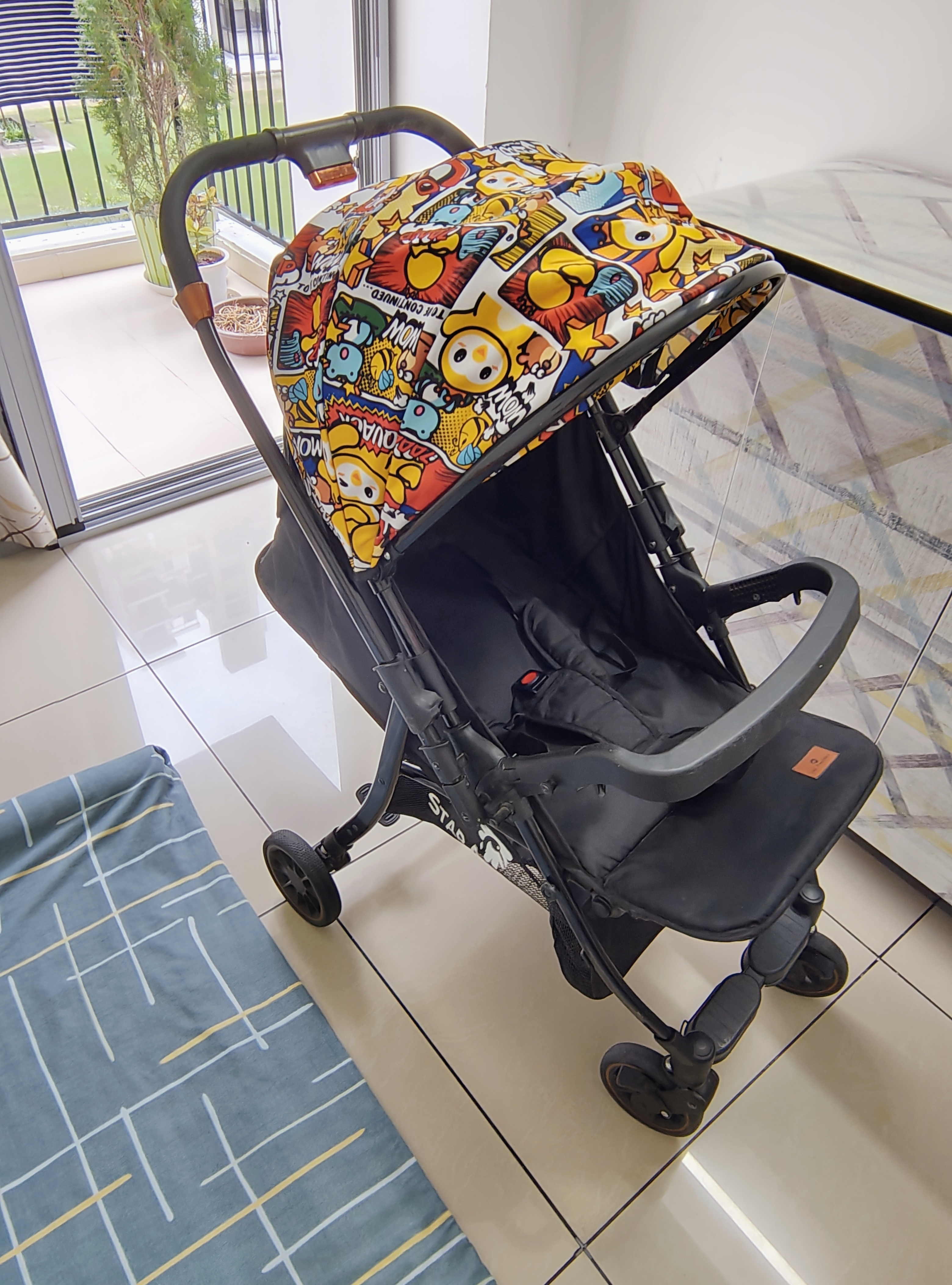 Pre-owned StarAndDaisy Travel Elite Baby Stroller