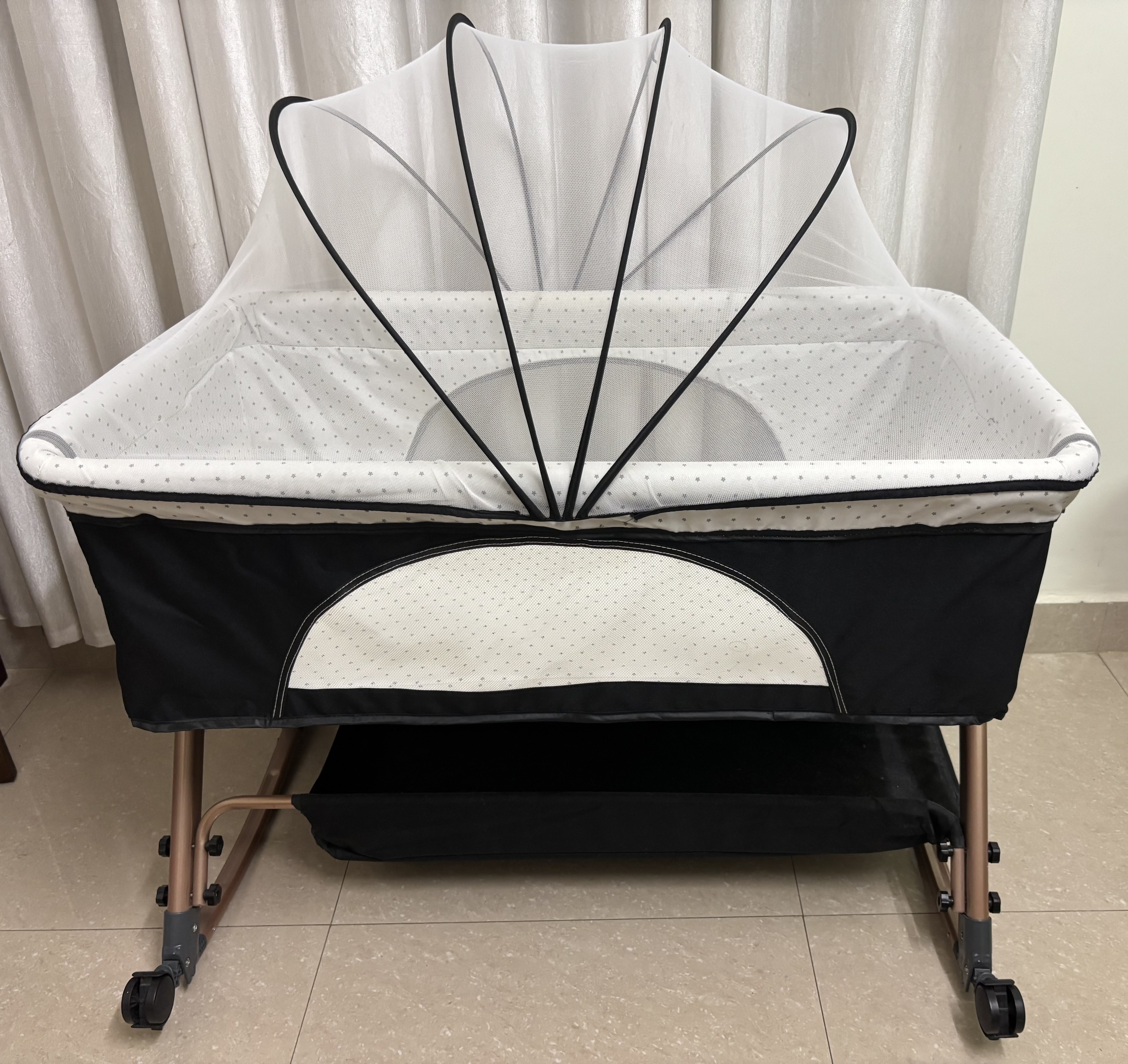 Preowned 6-in-1 Baby Cot