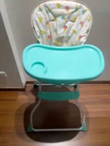 Baby High Chair – Adjustable, Foldable & Easy to Clean for Hassle-Free Mealtimes