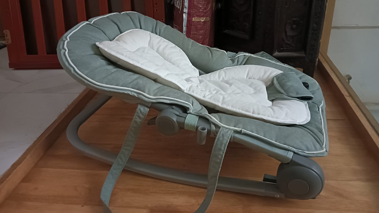 Preowned 3-in-1 Baby Rocker Cum Bouncer Chair