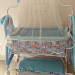 Preowned Crew 4 Baby Swing Cradle with Net & Storage