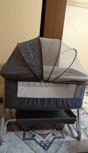 Preowned Star & Daisy Baby Cradle