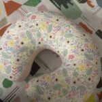 Pre-Owned Haus & Kinder Feeding / Nursing Pillow with Floral Cover