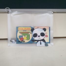 Pre-Owned Panda Colours and Shapes- Early Learning Book