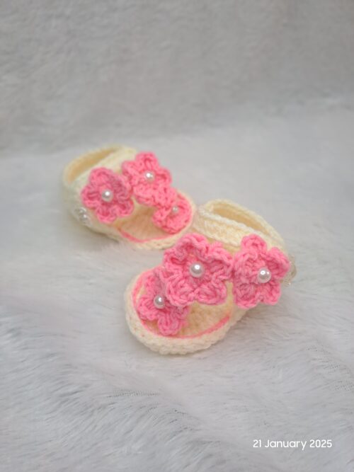 Crochet handmade baby girl sandals