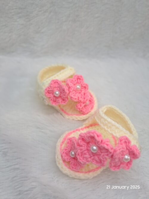 Crochet handmade baby girl sandals