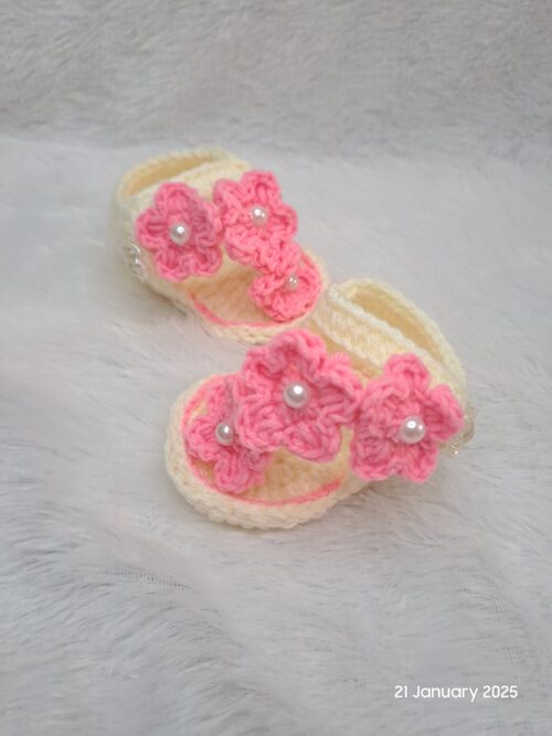 Crochet handmade baby girl sandals