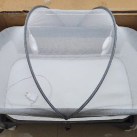 Cradle / Crib