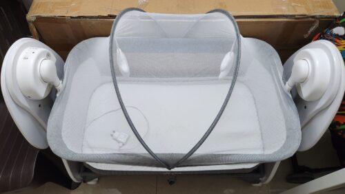 Cradle / Crib
