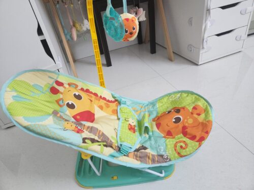 Mastela Infant Seat with Music & Vibration – Comfort, Entertainment & Soothing in One!