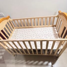 Preowned LUVLAP BABY CRADDLE