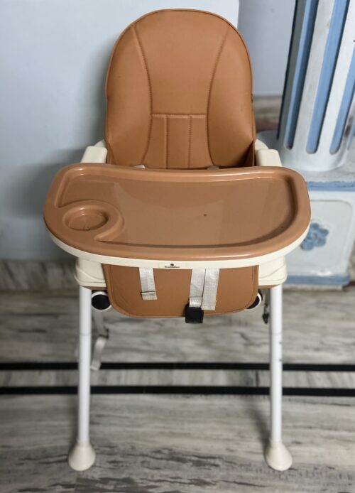 StarAndDaisy Comfort 4-in-1 Premium High Chair – Multifunctional, Gently Used