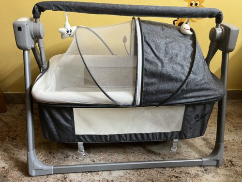 StarAndDaisy Baby Cradle with Mosquito net