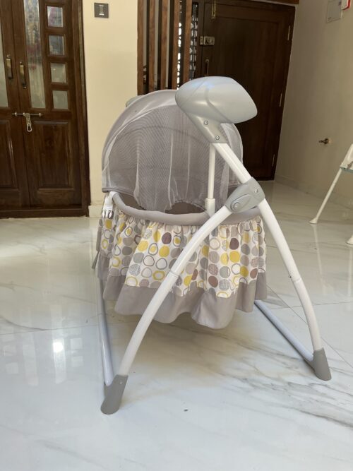 Babyhug berly - electronic automatic swing cradle with remote control
