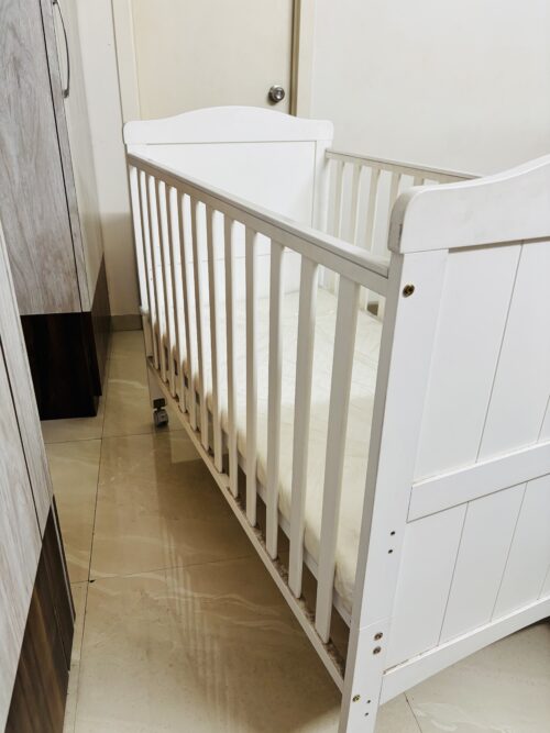 LuvLap Cot C-65 Wooden Baby Cot with Mattress – Versatile Comfort for Your Little One!