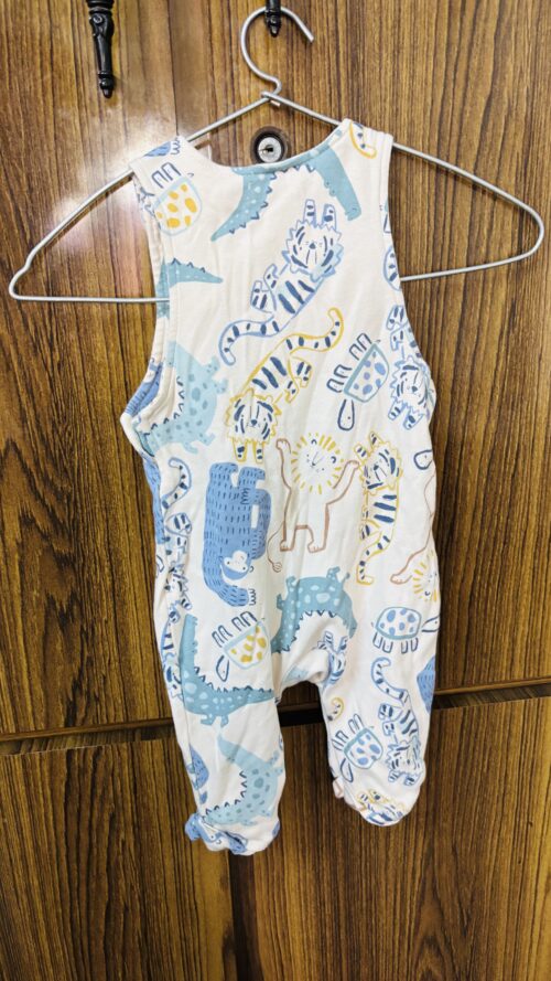 Adorable Blue & White Baby Jumpsuit – 0-6 Months | Gently Used & Ultra Comfortable
