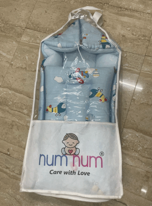 NumNum Baby Bed with Pillow – Soft, Zipped & Portable