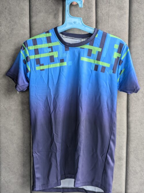 Blue Geometric Pattern Sports T-Shirt and Water Bottle