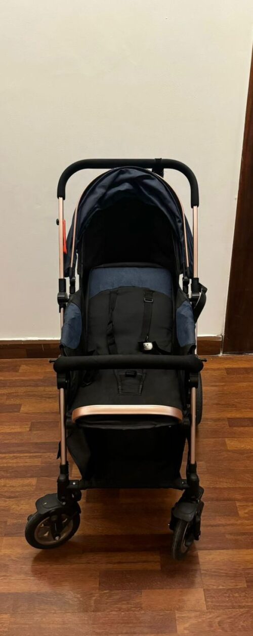 Star and Daisy baby stroller in ultra blue