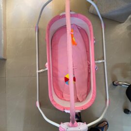 Preowned Infantso automatic electric swing cradle