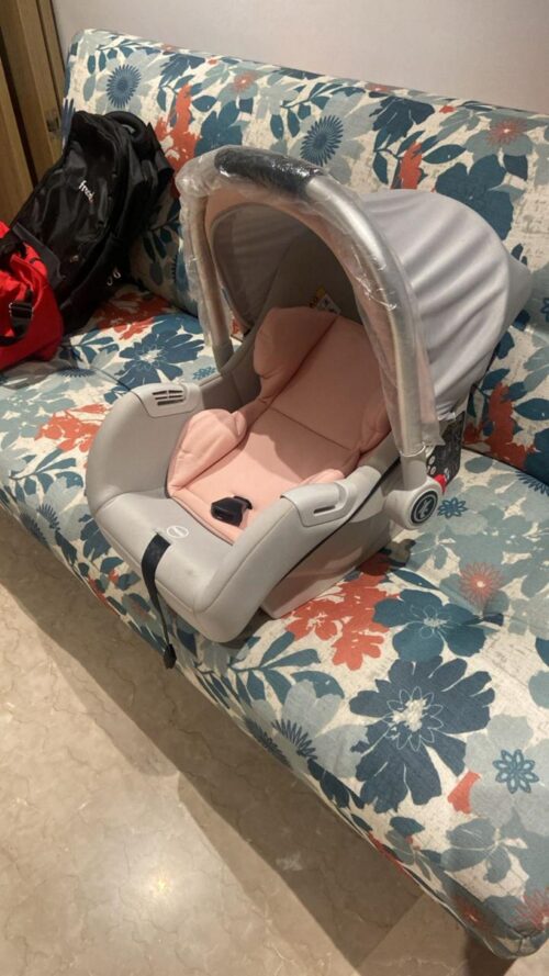 StarAndDaisy 4-in-1 Infant Car Seat cum Carrier | Gently Used | Stylish Pink & Grey