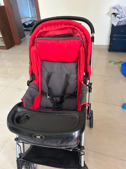 Mee Mee 2-in-1 Pram with Rocker – Comfortable, Versatile & Travel-Friend